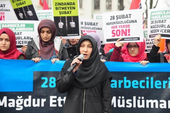 20150228-28-subat-musluman-tutsaklara-ozgurluk-fatih-10.jpg 20150228-28-subat-musluman-tutsaklara-ozgurluk-fatih-10.jpg