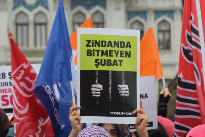 20150228-28-subat-musluman-tutsaklara-ozgurluk-fatih-15.jpg 20150228-28-subat-musluman-tutsaklara-ozgurluk-fatih-15.jpg