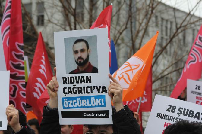 20150228-28-subat-musluman-tutsaklara-ozgurluk-fatih-16.jpg 20150228-28-subat-musluman-tutsaklara-ozgurluk-fatih-16.jpg