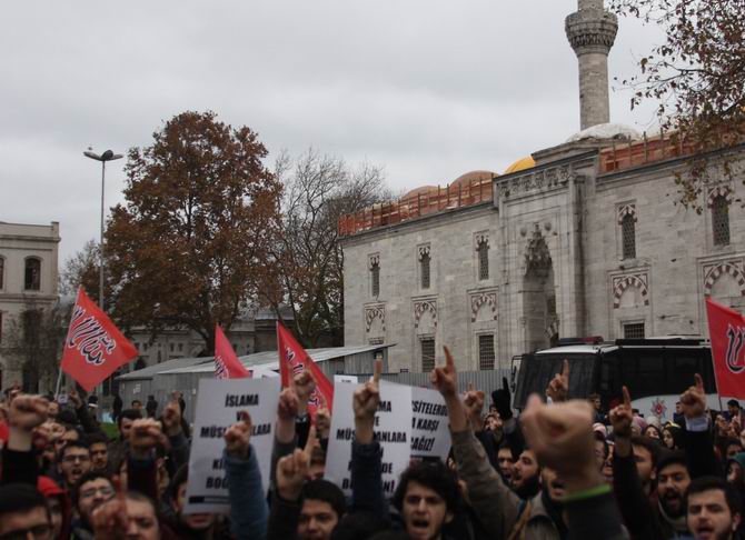 20151208-beyazit-musluman-ogrenciler-22.jpg 20151208-beyazit-musluman-ogrenciler-22.jpg