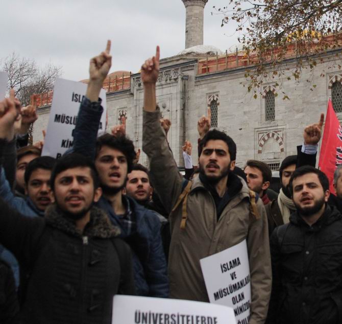 20151208-beyazit-musluman-ogrenciler-25.jpg 20151208-beyazit-musluman-ogrenciler-25.jpg