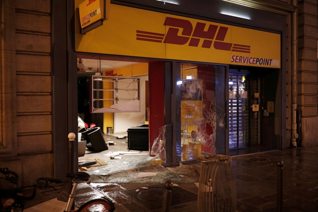 2018-12-02t080428z_272147737_rc1f41e97cb0_rtrmadp_3_france-protests-1.jpg