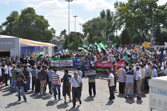 21072012_beyazit_suriye_eylemi-(12).jpg