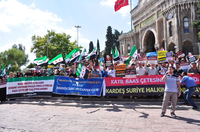 21072012_beyazit_suriye_eylemi-(14).jpg