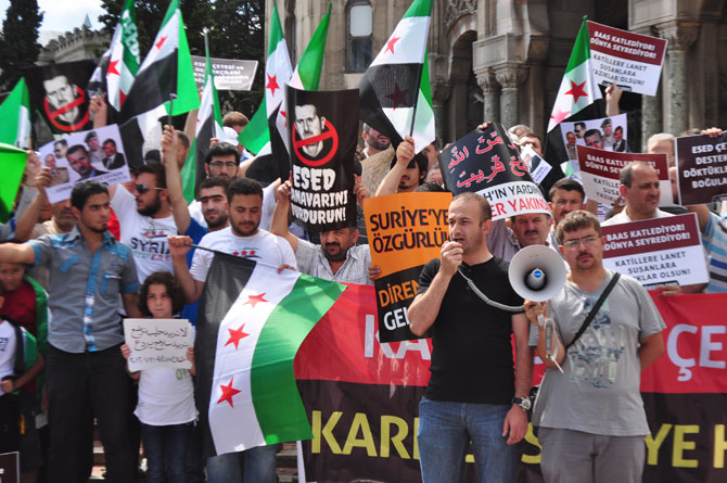 21072012_beyazit_suriye_eylemi-(7).jpg