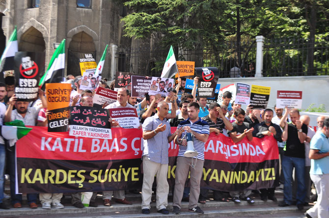 21072012_beyazit_suriye_eylemi-(8).jpg