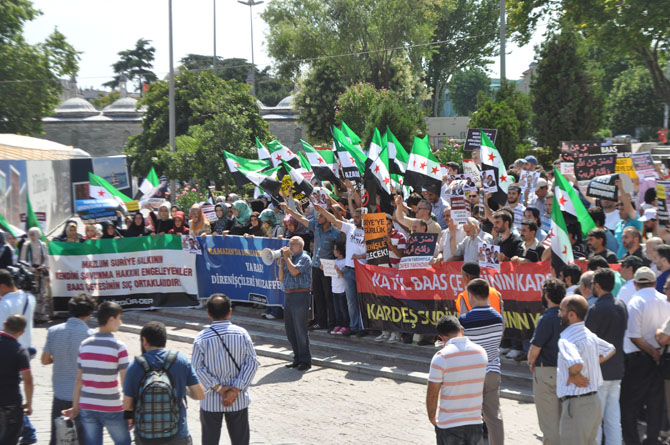 21072012_beyazit_suriye_eylemi.jpg 21072012_beyazit_suriye_eylemi.jpg