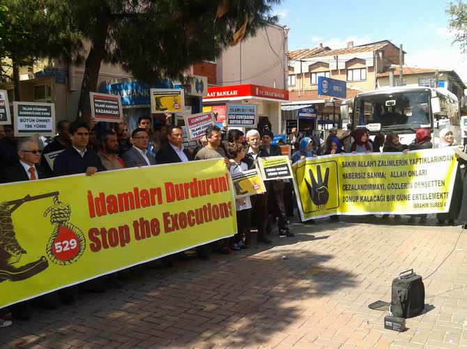 akhisar-20140411-03.jpg akhisar-20140411-03.jpg