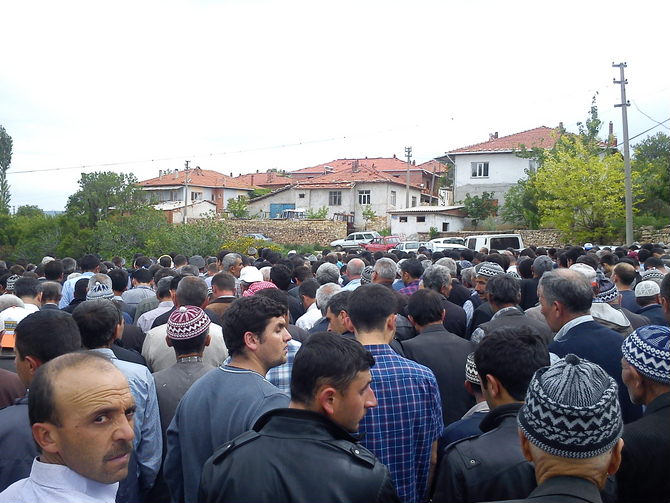 akhisar_ozgurder_soma_taziye.jpg