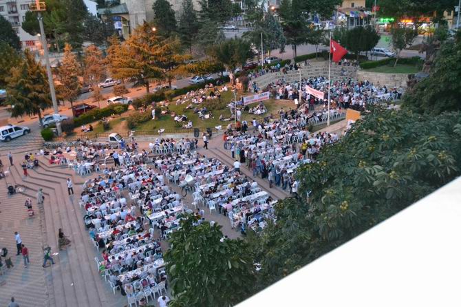 amasya-iftar-20140721-5.jpg amasya-iftar-20140721-5.jpg