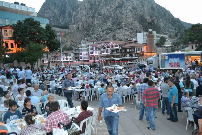 amasya-iftar-20140721-6.jpg amasya-iftar-20140721-6.jpg