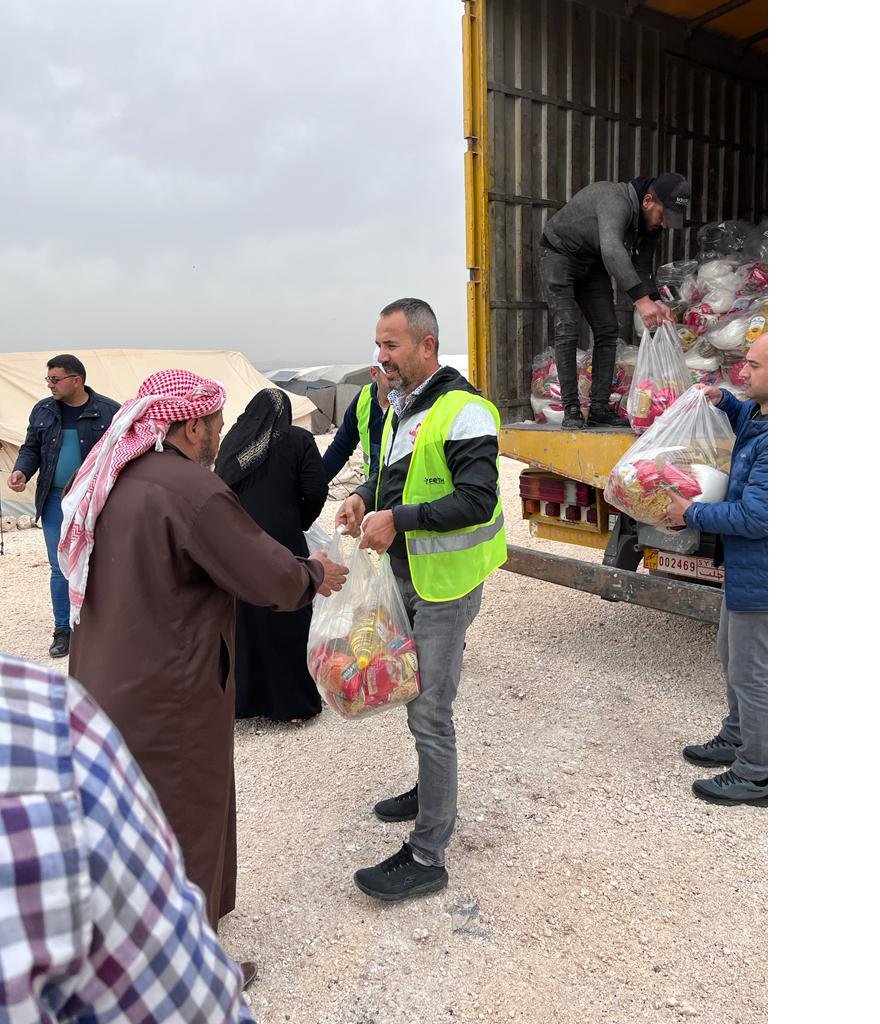ankarali-is-adamlari-idlib-yardim-iftar-3.jpeg