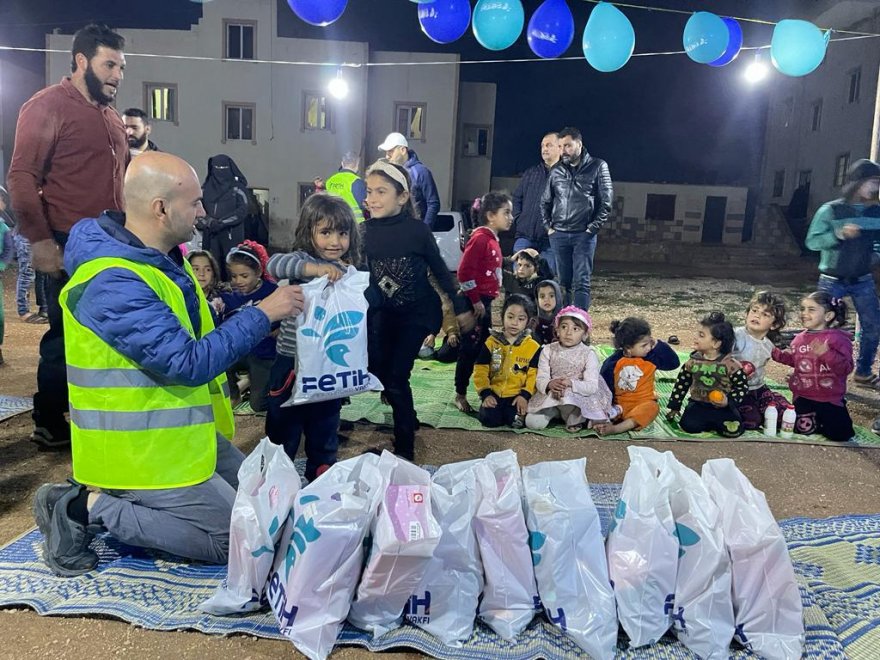 ankarali-is-adamlari-idlib-yardim-iftar-4.jpeg