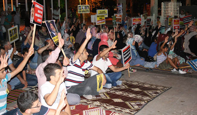 antalya_misir_protesto-(2).jpg