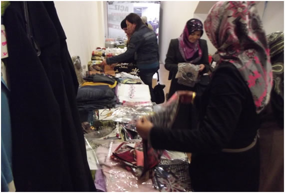 bartin_kermes-20121220-03.jpg bartin_kermes-20121220-03.jpg