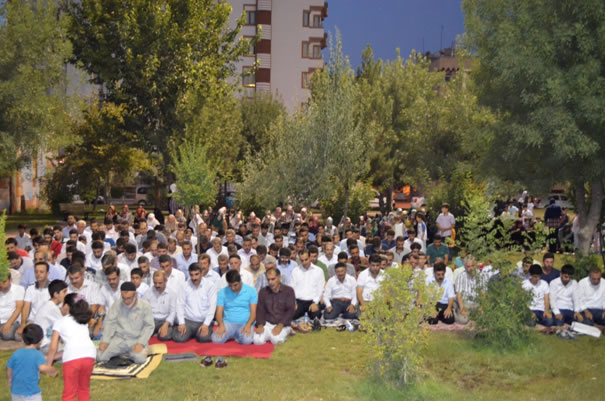 batman-iftar-20130716-08.jpg batman-iftar-20130716-08.jpg