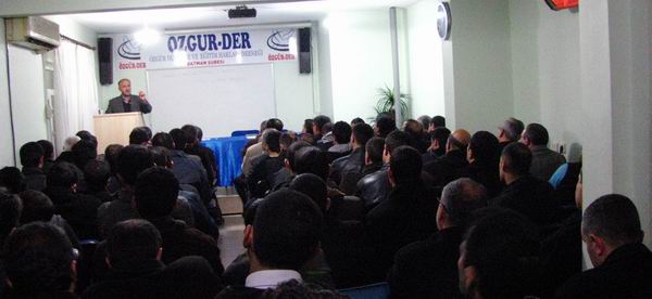 batman-seminer2012.jpg batman-seminer2012.jpg