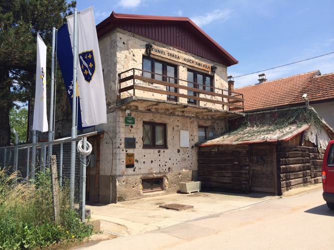 bosna-20140701-01.jpg bosna-20140701-01.jpg