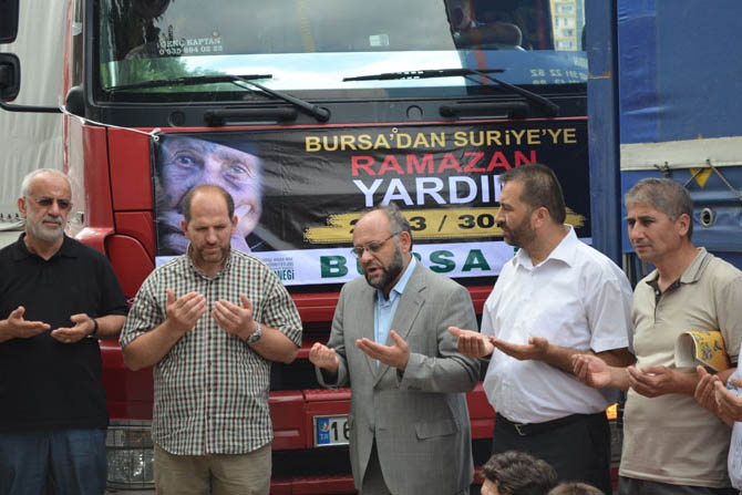 bursa_ozgurder_ihh_tir_yardim-(3).jpg