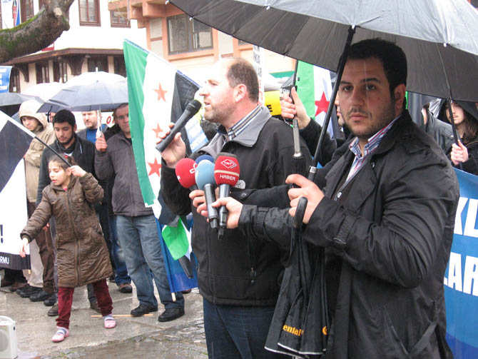 bursa_suriye_eylemi_16032013-(14).jpg
