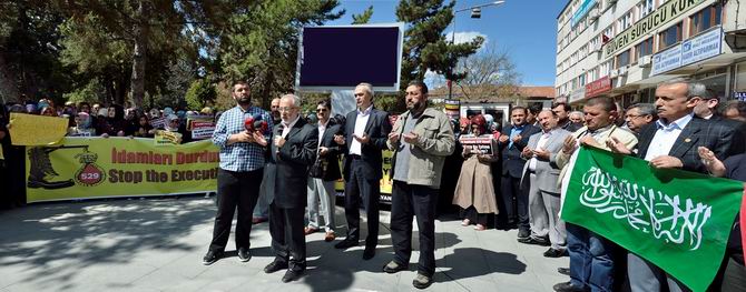 corum-20140411-04.jpg corum-20140411-04.jpg