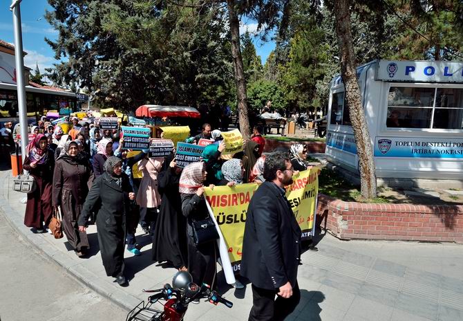 corum-20140411-07.jpg corum-20140411-07.jpg