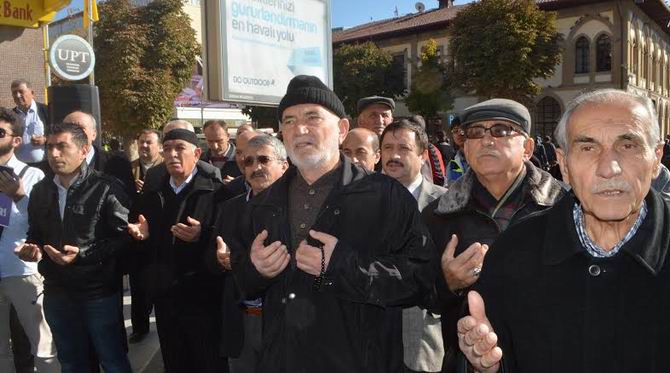 corum08.jpg corum08.jpg