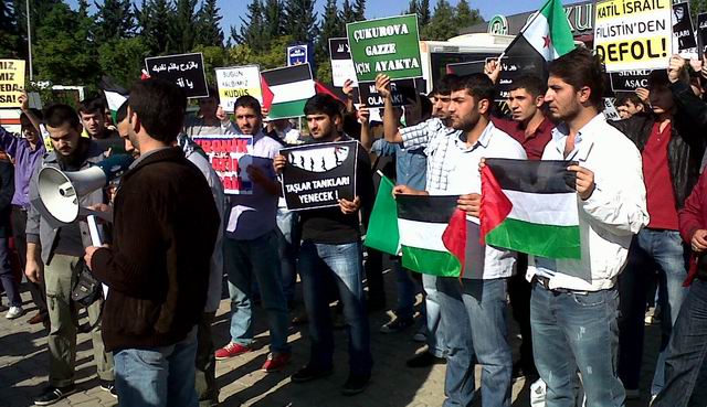 cukurova-universitesi_islami-genclik_gazze-suriye_protesto02.jpg
