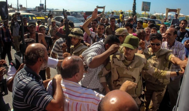 cuma-gosterileri_misir_egypt07.jpg cuma-gosterileri_misir_egypt07.jpg