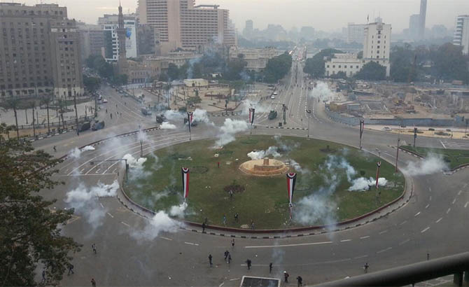darbe-karsiti-ogrenciler-tahrir-de-misir04.jpg