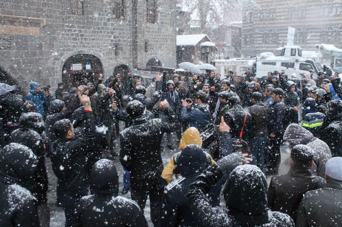 diyarbakir-20160101-01.jpg