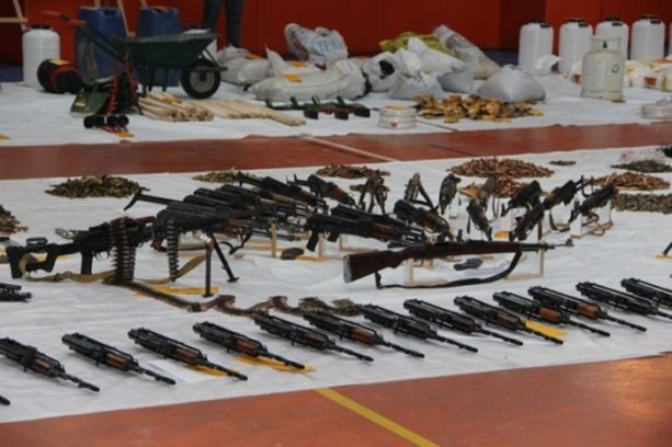 diyarbakir-baglarda-ele-gecirilen-malzemeler-7ca41f.jpg diyarbakir-baglarda-ele-gecirilen-malzemeler-7ca41f.jpg