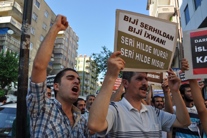 diyarbakir-misireylemi-20130708-10.jpg