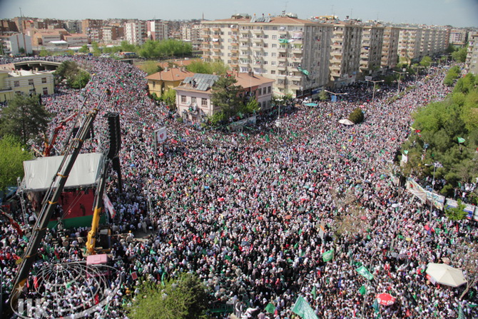 diyarbakir_kutlu_dogum-20120422-01.jpg