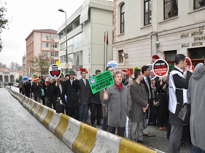 egitimbirsen_istanbulmilliegitim_basortusune_ozgurluk_eylemi-(5).jpg