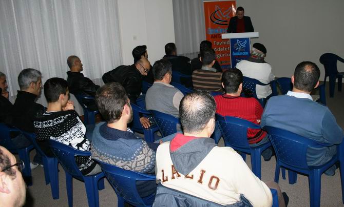 emre_sahin1.jpg emre_sahin1.jpg