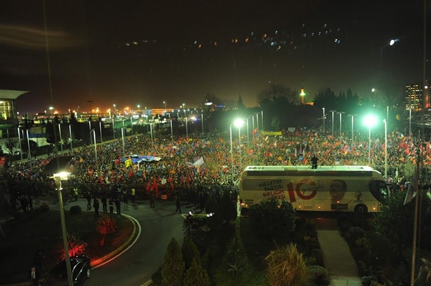 erdogan-halka-seslendi5.jpg
