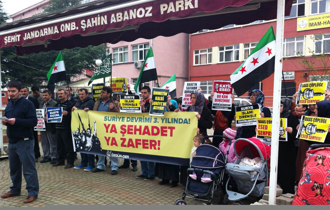 eynesil_suriye_eylemi_16032013-(3).jpg