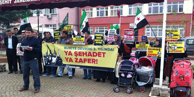 eynesil_suriye_eylemi_16032013-(7).jpg
