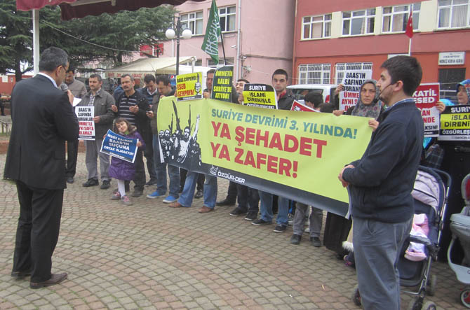 eynesil_suriye_eylemi_16032013-(8).jpg