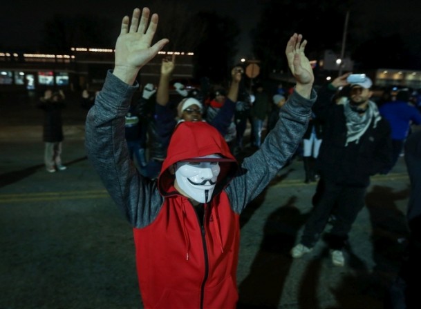 ferguson-v-for-vendetta03.jpg
