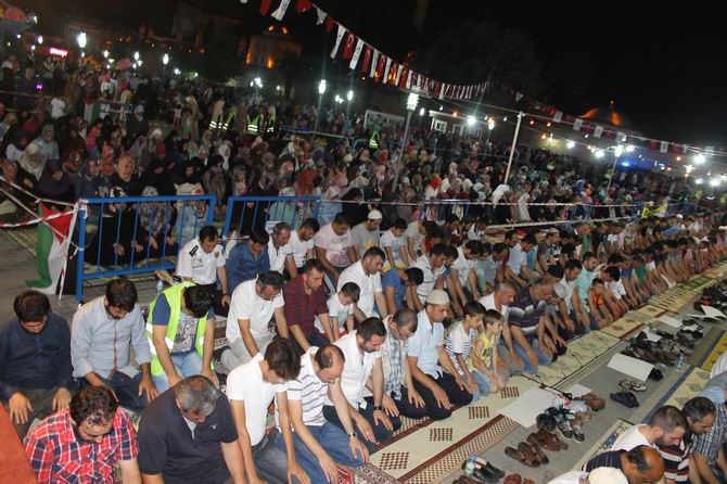 gebze-gazze-eylem-200140724-04.jpg gebze-gazze-eylem-200140724-04.jpg