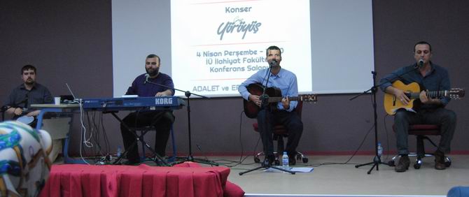 grup-yuruyus_iu_ilahiyat-fak.jpg