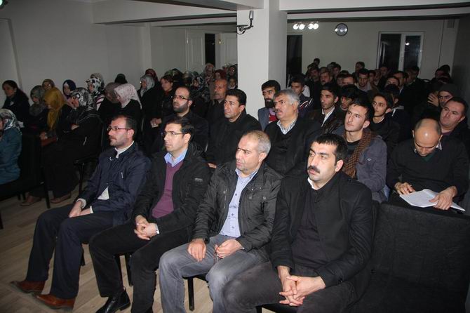 hamza-turkmen-20140126-02.jpg hamza-turkmen-20140126-02.jpg