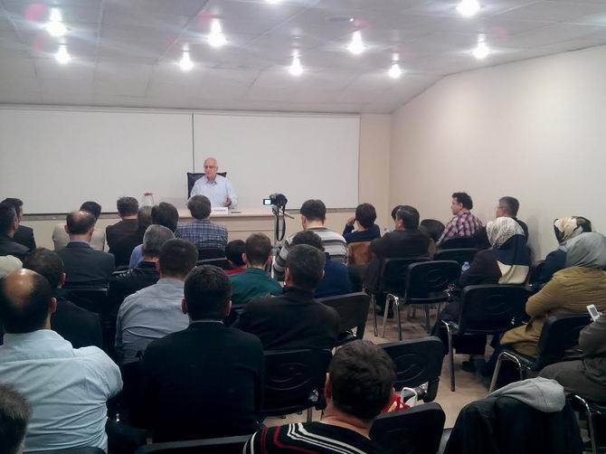 hamza-turkmen239.jpg hamza-turkmen239.jpg