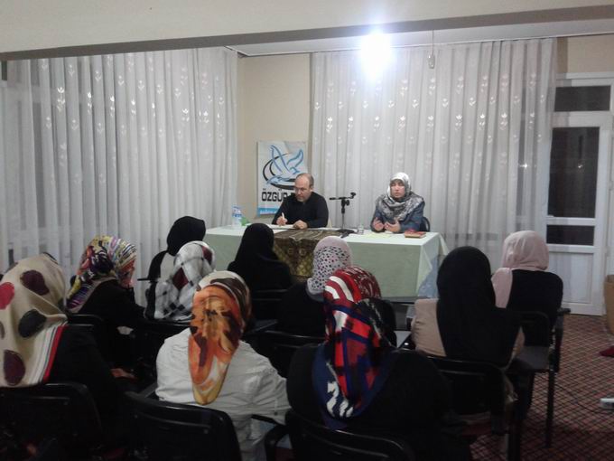 hulya_sekerci-20130407-02.jpg hulya_sekerci-20130407-02.jpg