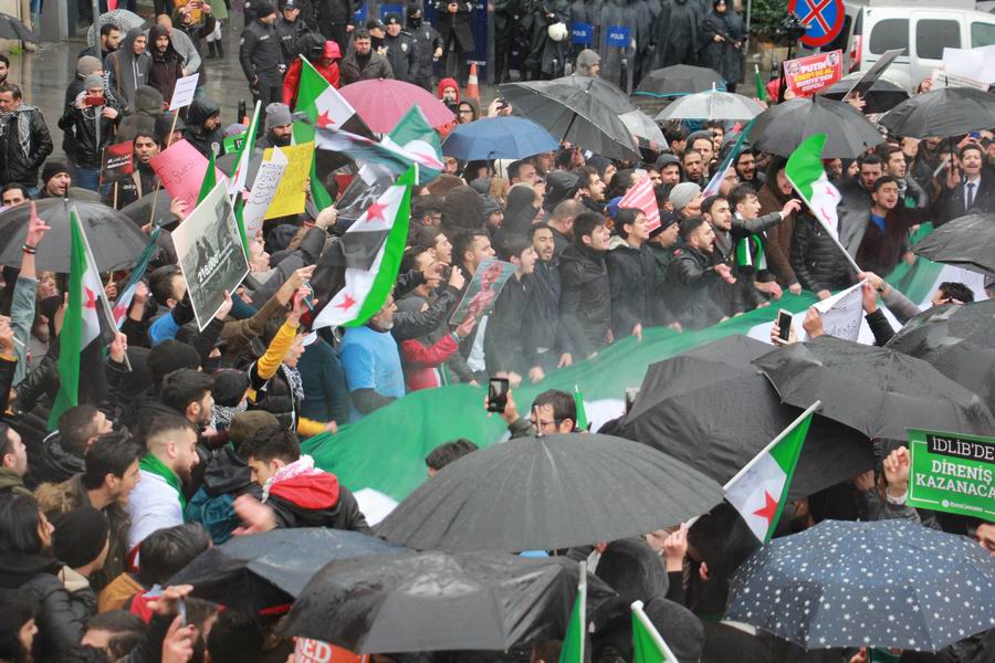 idlib-eylemi-rusyayi-protesto-taksim05.jpg