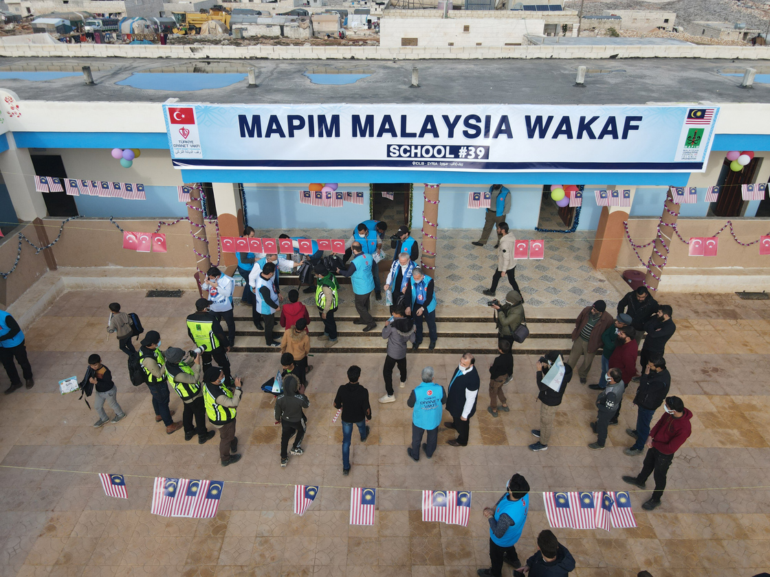 idlib-okul-acilisi-tdv-mapim-malezya2.jpg