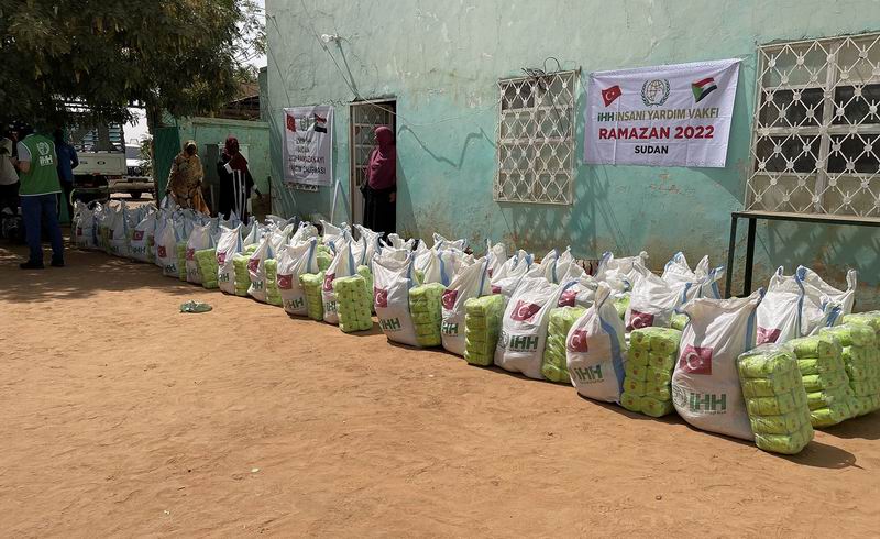 ihh-sudan-20220422-01.jpg