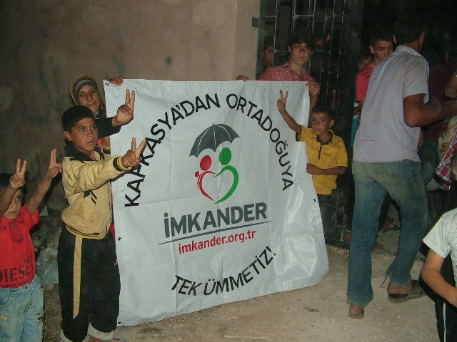 imkander-suriye-halkina-yardimlari-ulastirdi10.jpg